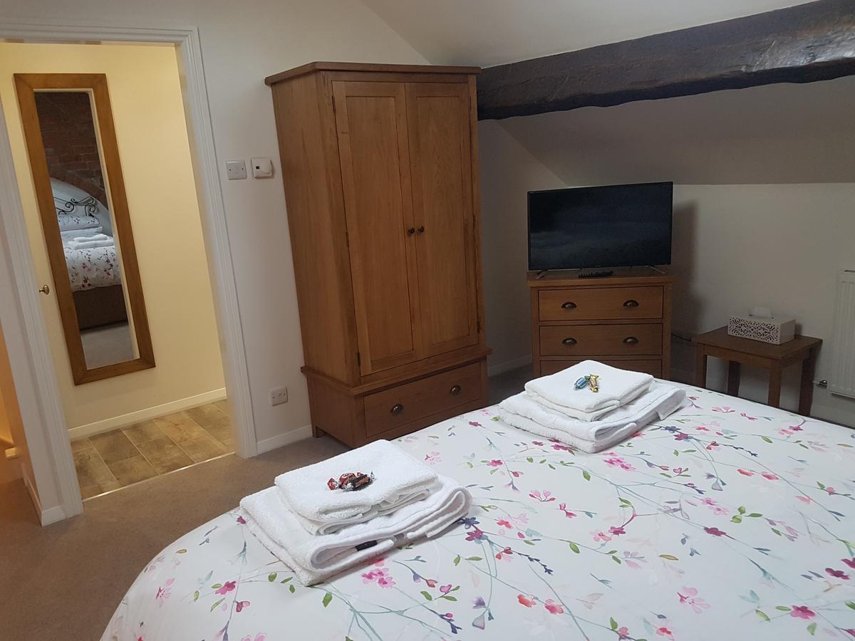 Lyndene Bed & Breakfast Пенистоун Екстериор снимка